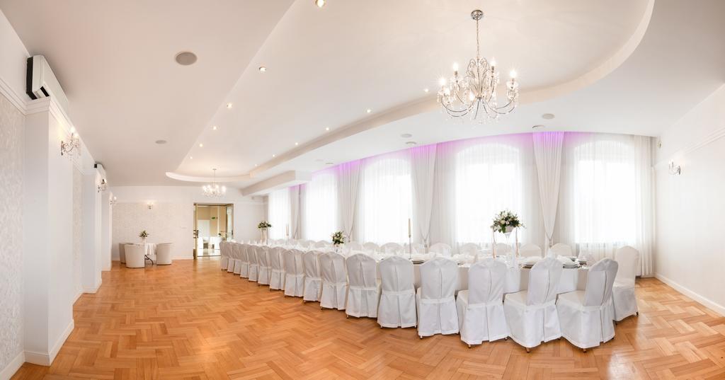 Hotel Piemont Pabianice Ngoại thất bức ảnh