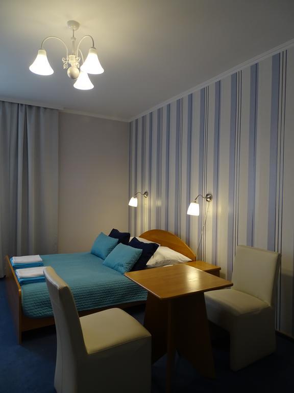 Hotel Piemont Pabianice Ngoại thất bức ảnh